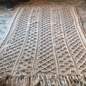🐬 Dolphin Fisherman Style Afghan w/ Fringe Hand Crocheted in Gray